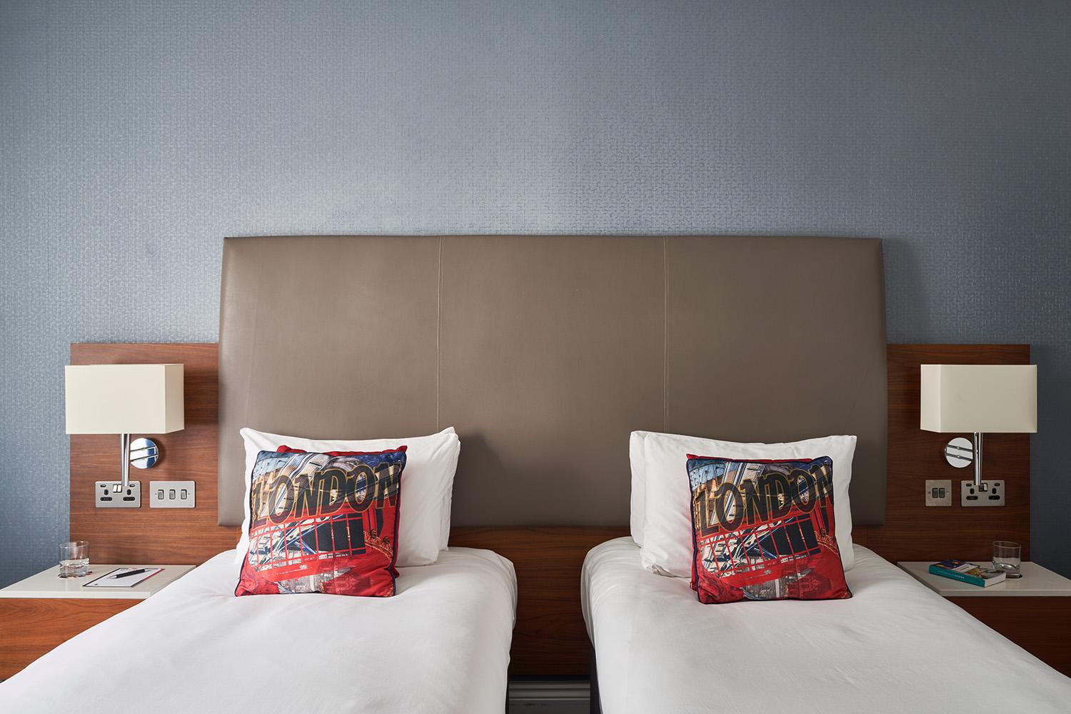 Twin Beds - Gold Twin Room - The Cumberland