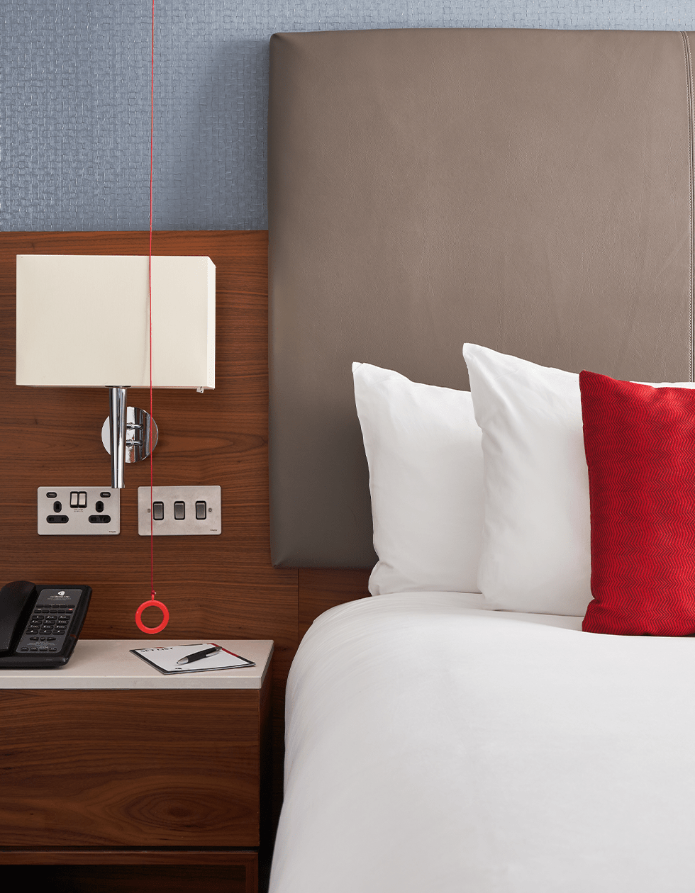 The Cumberland Hotel, London, Classic Double Room