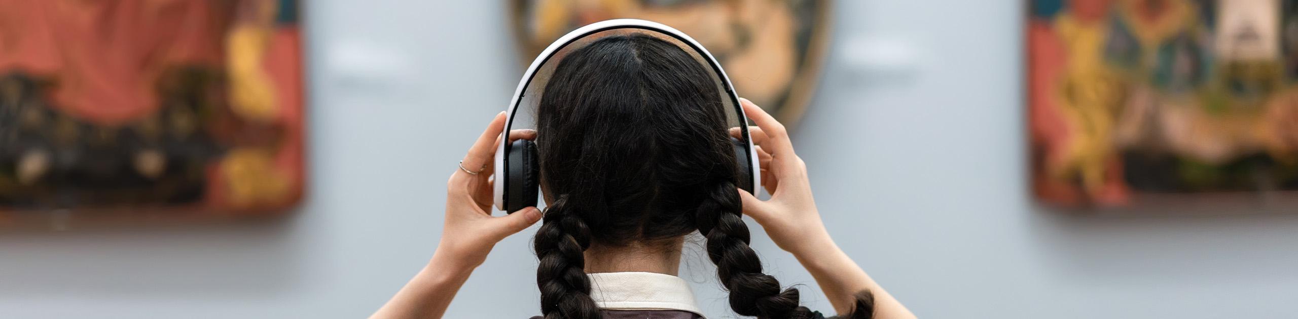 Moco Offer - Artwork Exhibition - The Cumberland