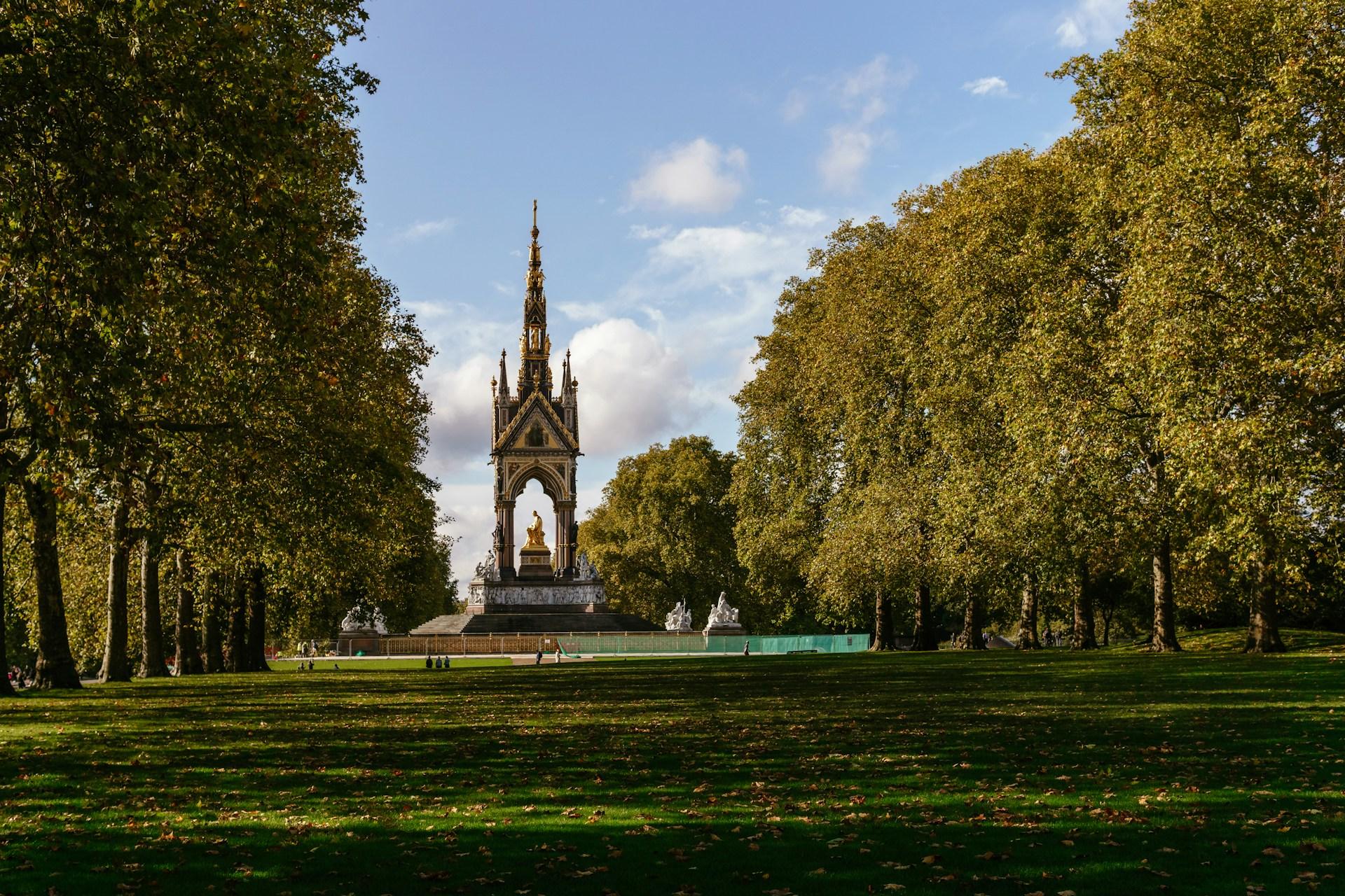 Peaceful Hyde Park London with Kids The Cumberland Blog Image 3