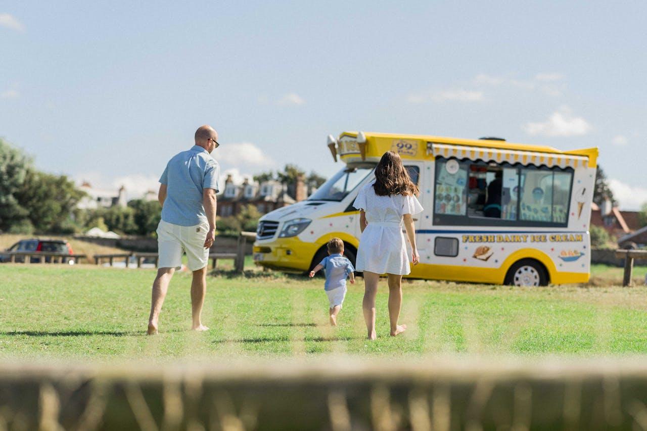 Summer Activities for Kids in Hyde Park London The Cumberland Blog Image
