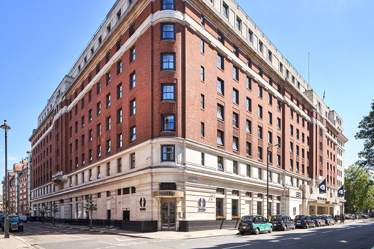 Exterior photo of The Cumberland Hotel, London